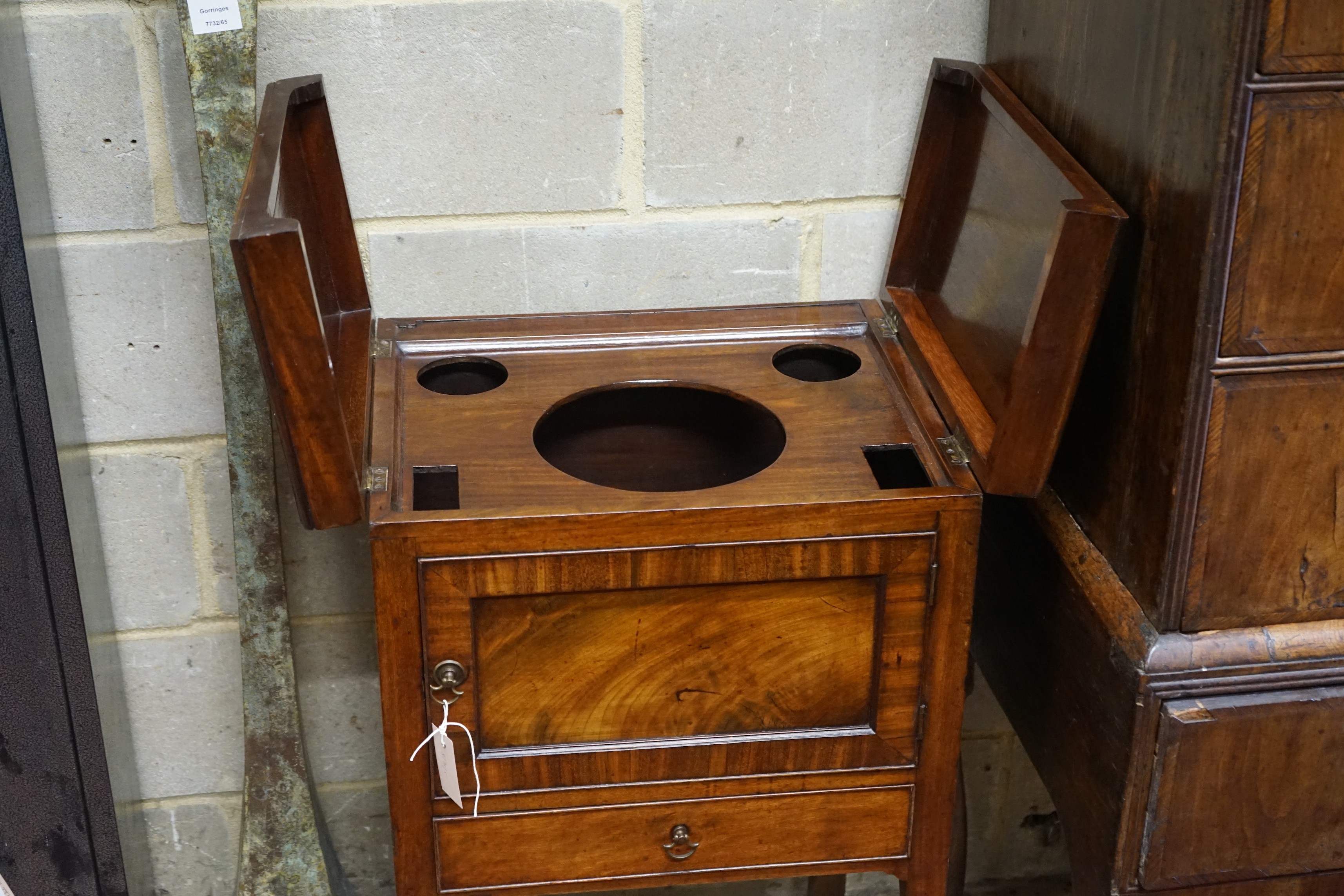 A George III mahogany enclosed washstand, width 50cm, depth 42cm, height 87cm